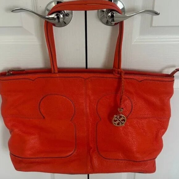 Tory Burch Handbags - TORY BURCH Leather Tote FIRE ORANGE